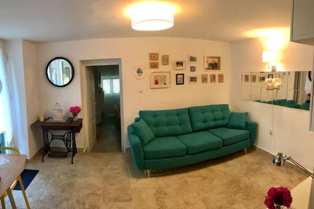 Garden Cozy Apartment Задар Экстерьер фото